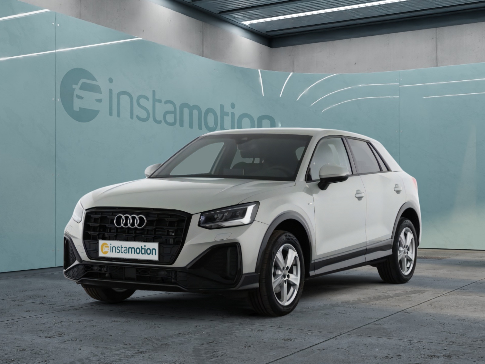 Audi Q2 30 TDI S line | |
