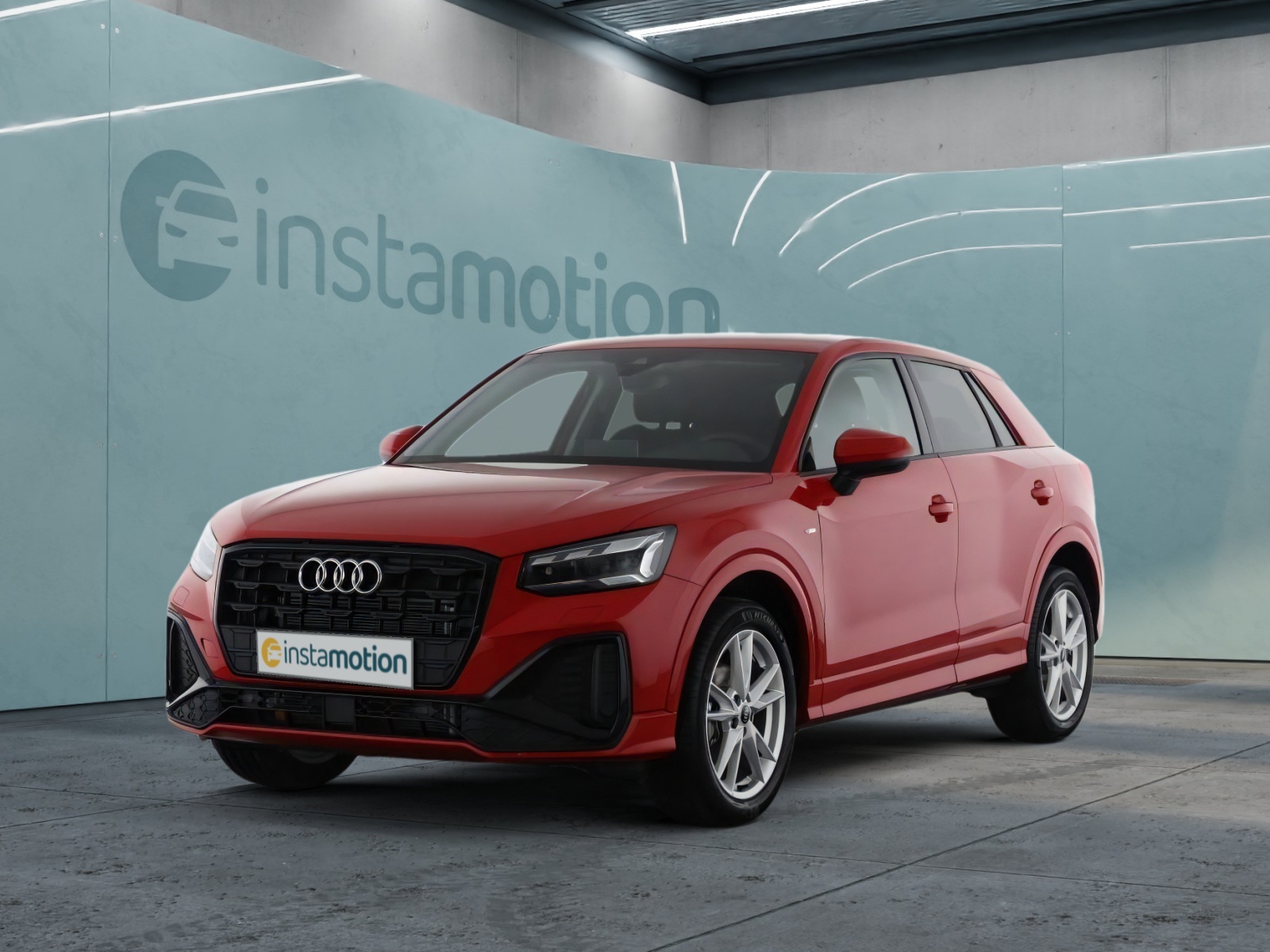 Audi Q2 35 TFSI S line | |