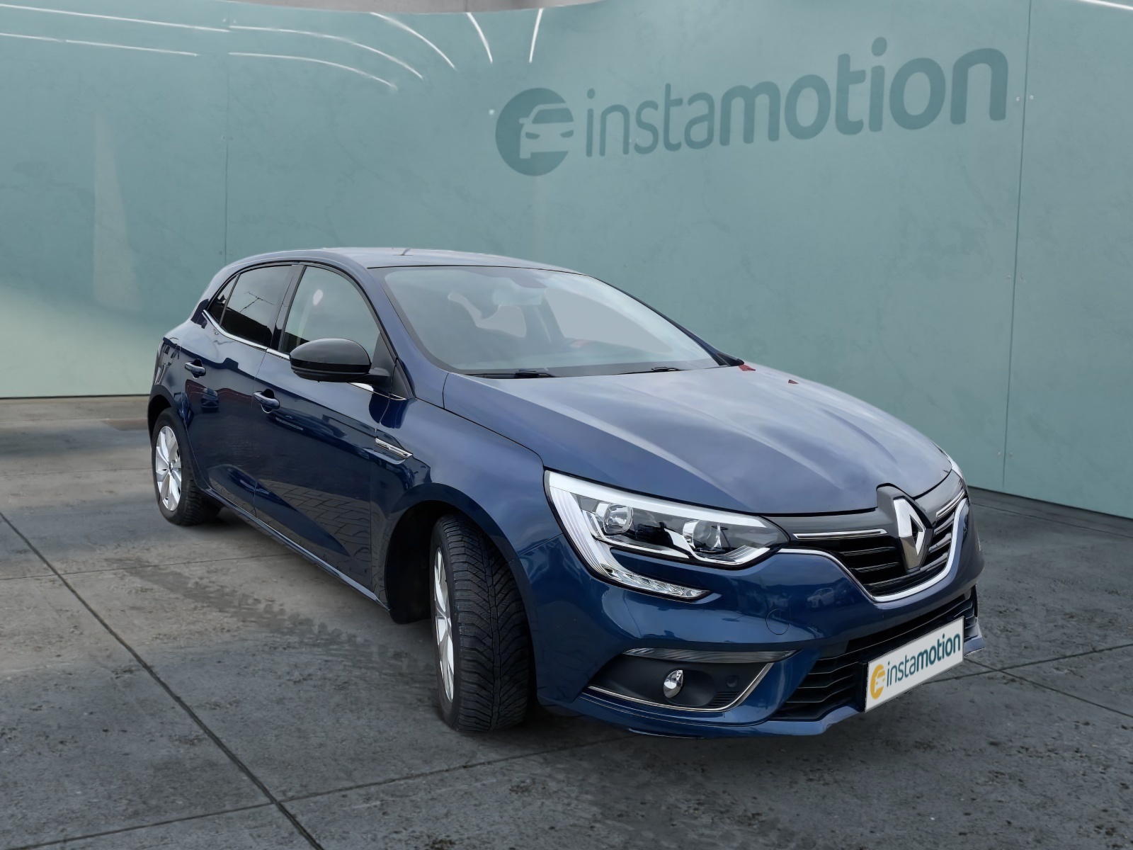 Renault Megane LIMITED Deluxe TCe 115 GPF ES