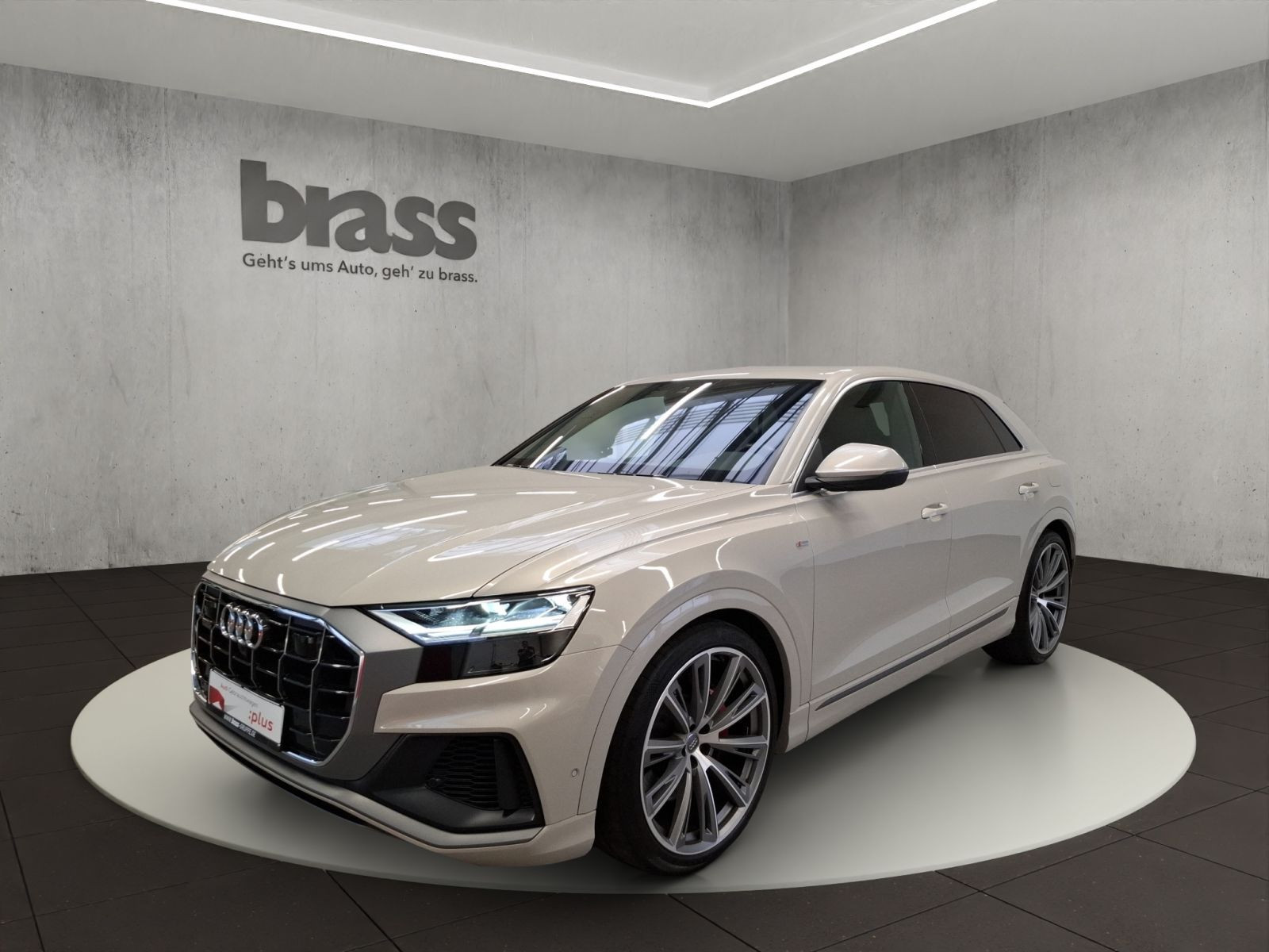 Q8 SUV TFSI e 55 e quattro 280(381) kW(PS) tiptronic