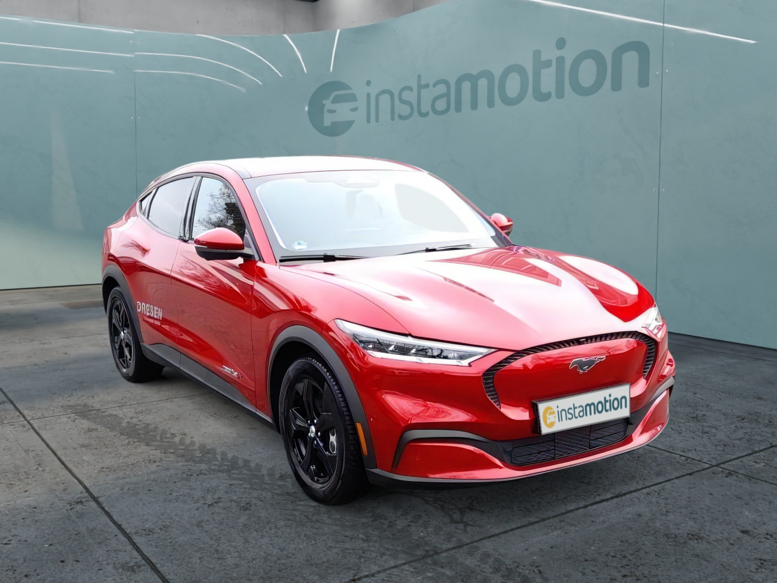 Ford Mustang Mach-E Extended Range RWD Reichweite 610 KM digitales