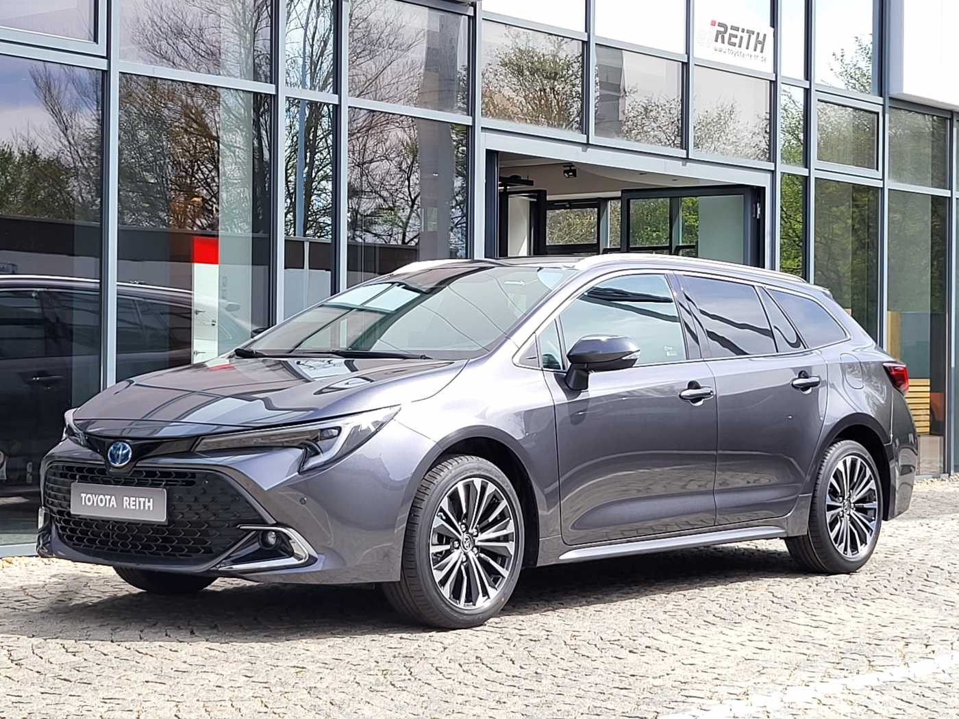 Toyota Corolla 1.8 Hybrid Sports Teamplayer - plus Technik-Paket