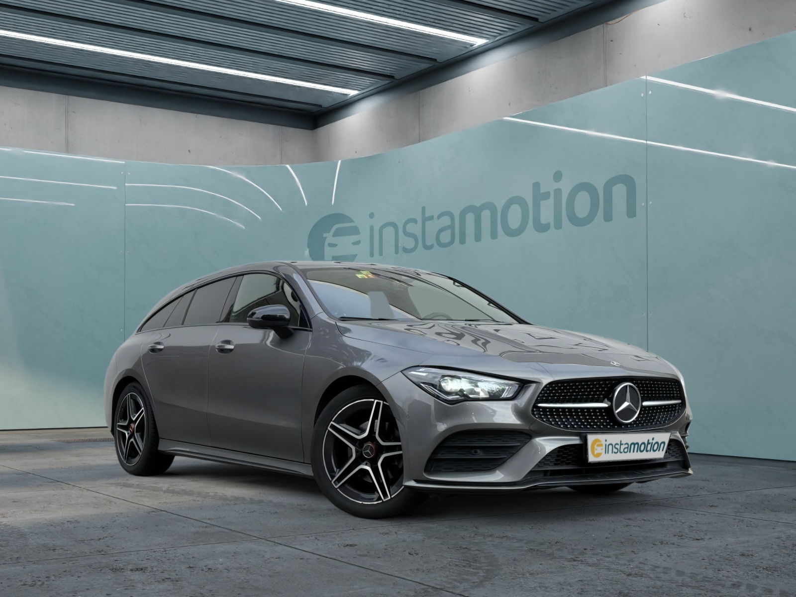 Mercedes-Benz CLA 180 Shooting Brake AMG