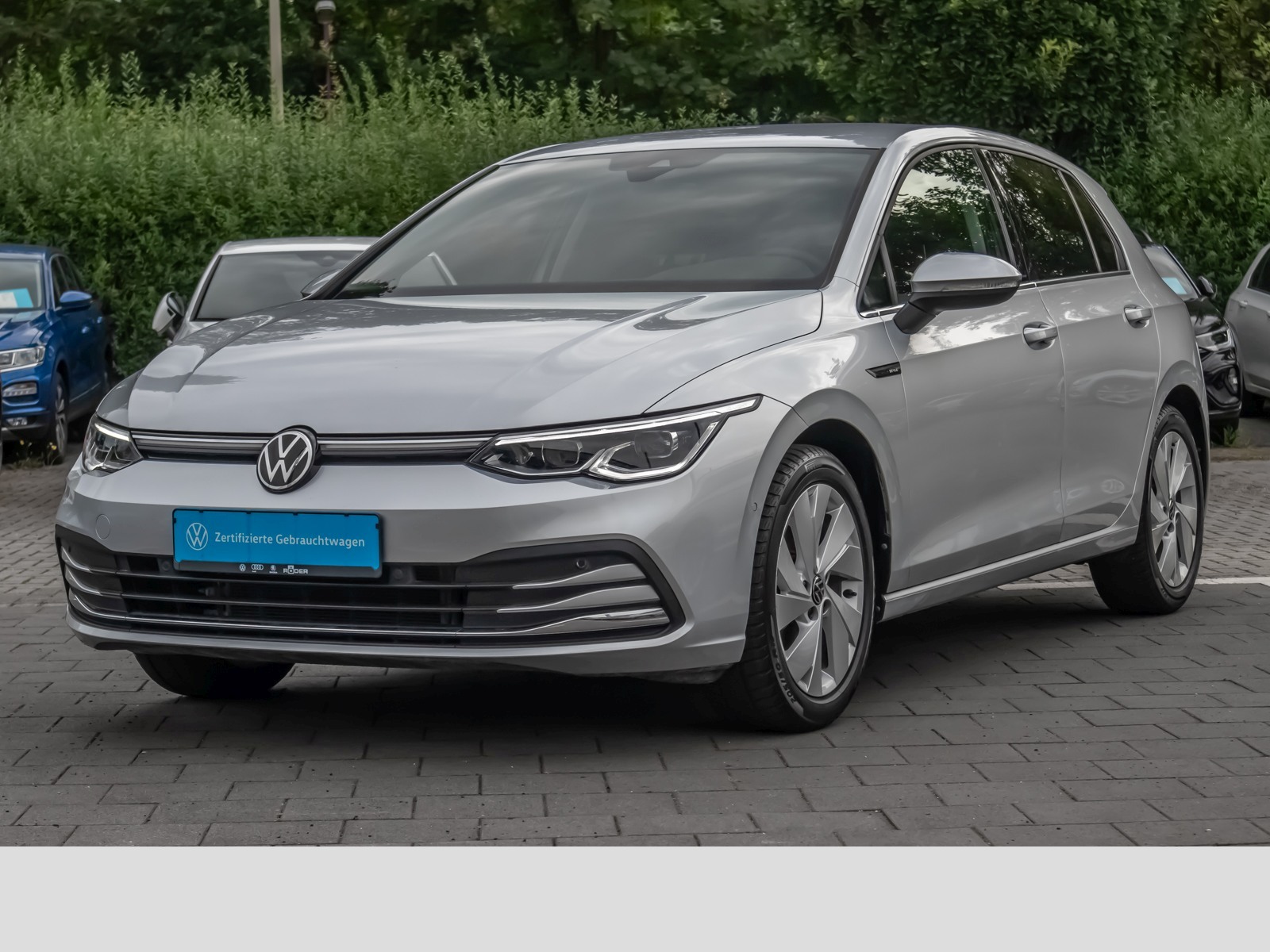 Volkswagen Golf 1.5 TSI VIII Style StaHz LM18