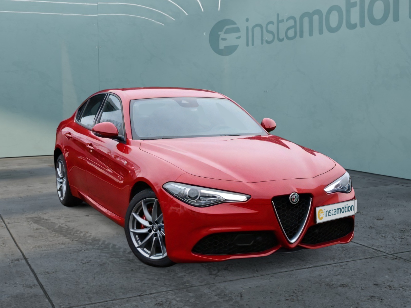 Giulia TI 2.0 TURBO 16V 280 PS AT8 Q4 NAVI ASSISTENZ