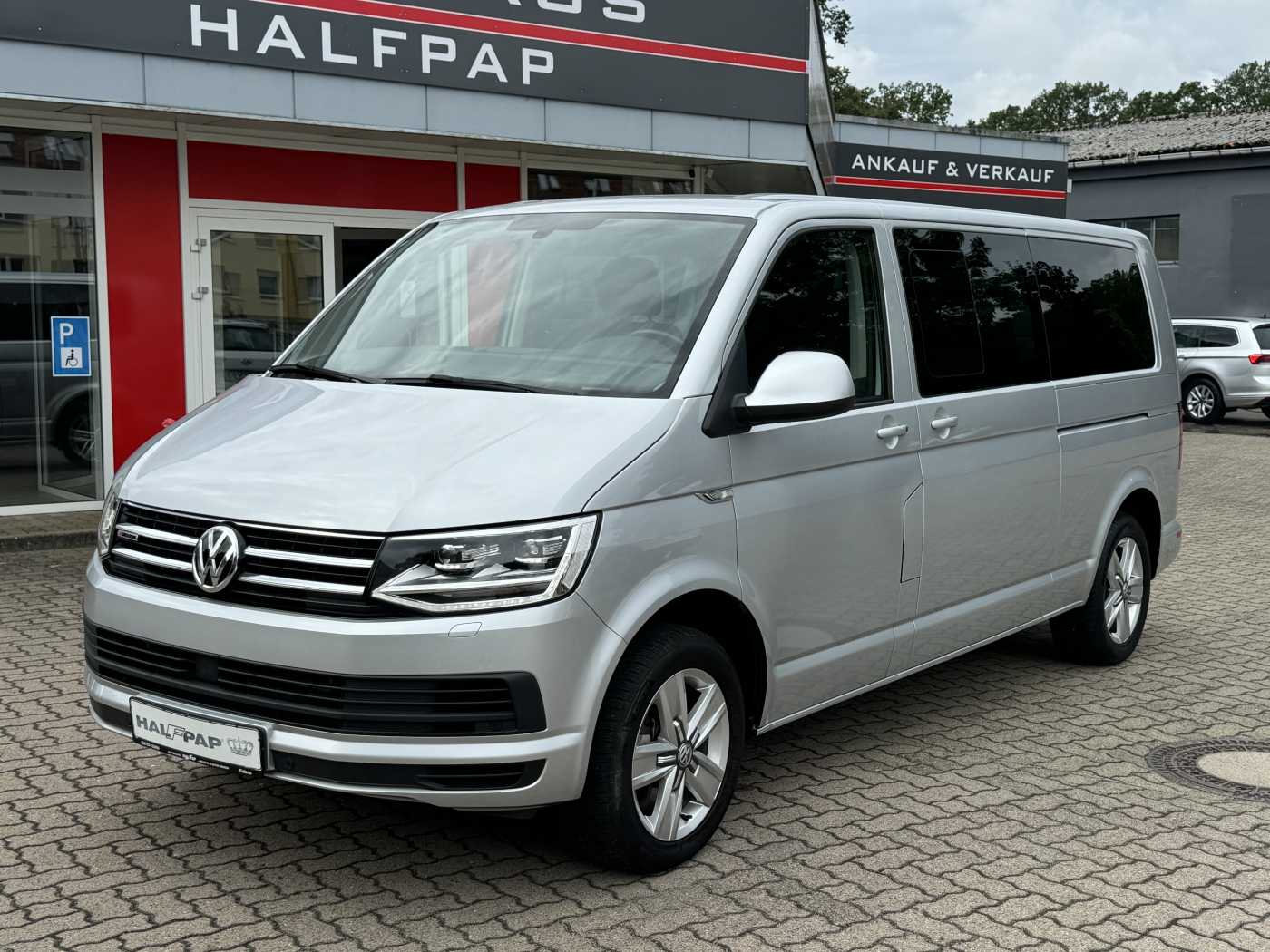 Transporter T6 TDI BMT 4MOTION Caravelle DSG Lang Comfortline ACC LED Standheizung AHK elektr.Türen elektr.Heck