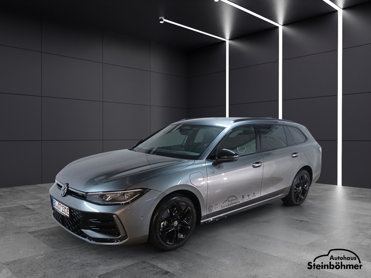 Passat R-Line 1.5TSI DSG eHybrid 272PS BlackStyle