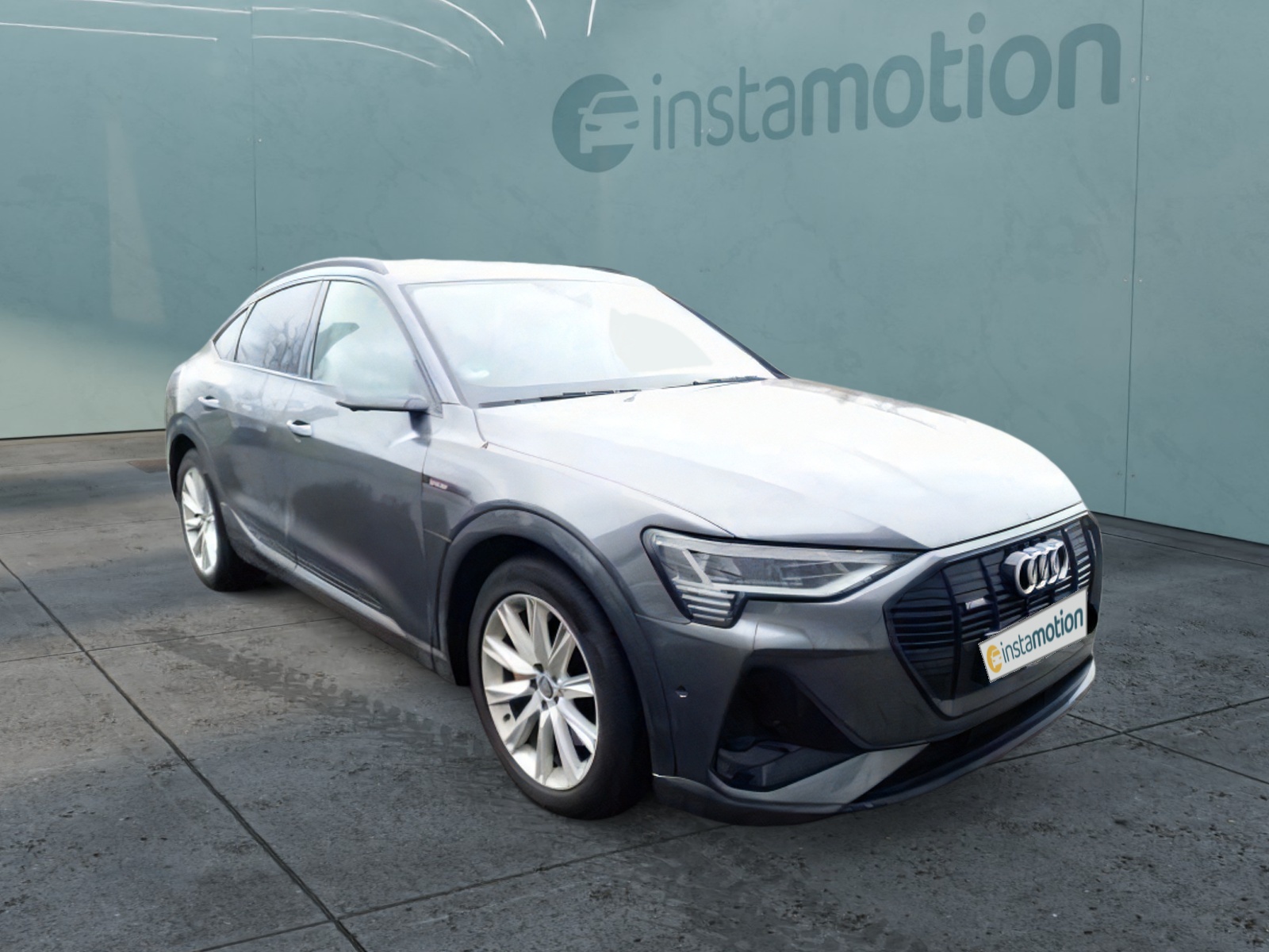 Audi e-tron Sportback 55 S line