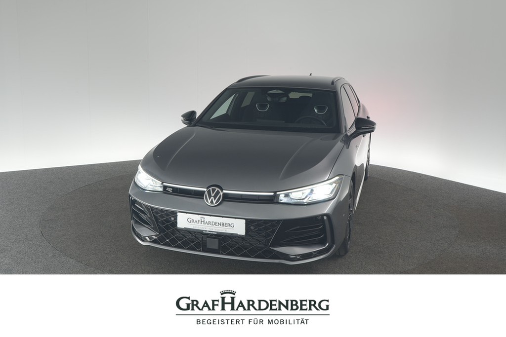 Passat Variant 2.0 TDI DSG R-line ACC AHK
