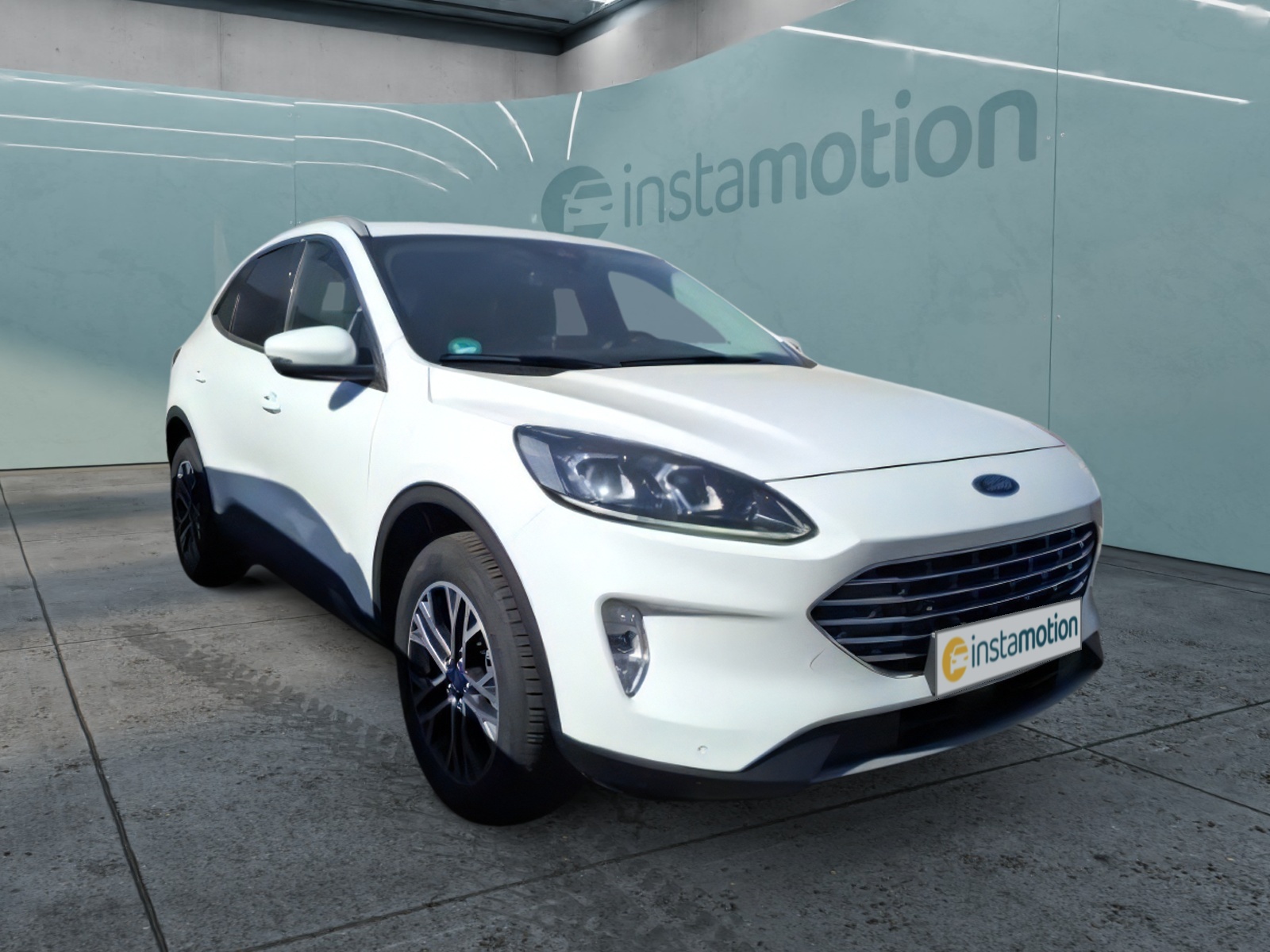 Kuga Titanium X+Frontscheibenheizung+Lenkradheizung+Navi+Kamera