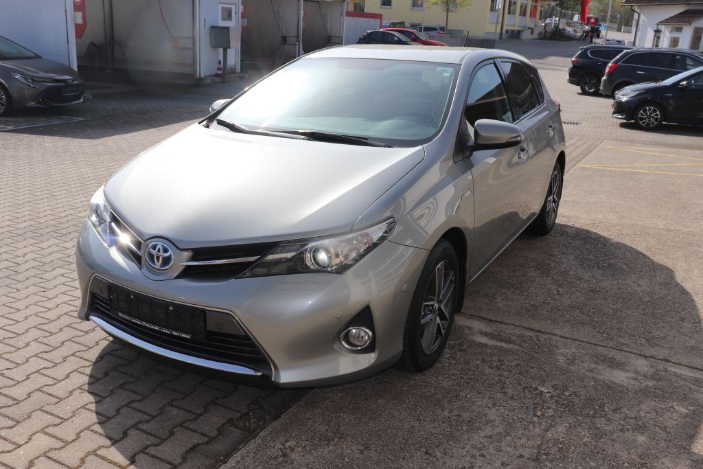 Toyota Auris 1.8 VVT-i Hybrid Automatik Life Plus