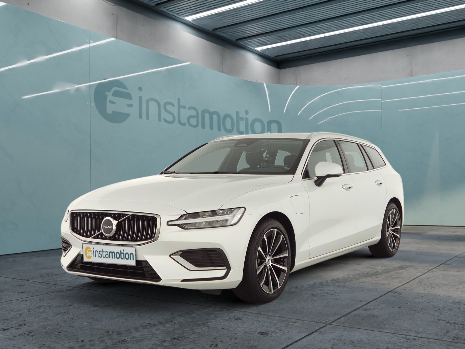 Volvo V60 T6 Recharge Essential AWD FLA