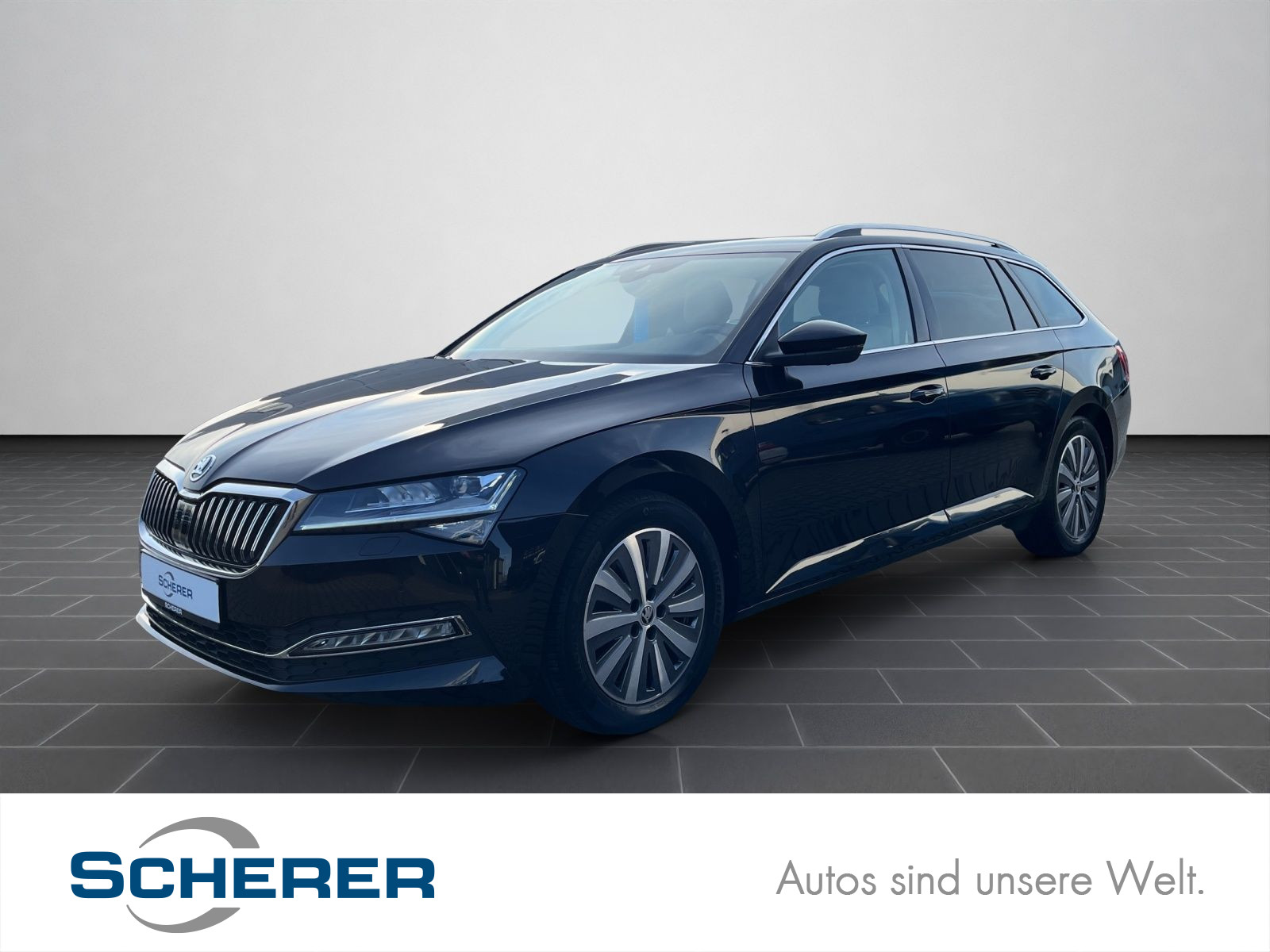 Superb Combi 2.0 TDI Style DSG/NAVI/AreaView/PDC uvm.