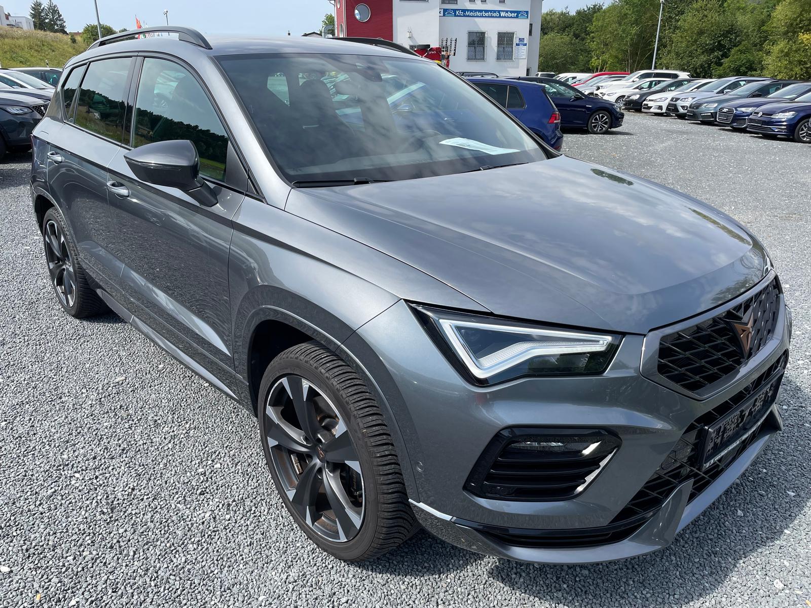 Ateca 2.0 TSI *DSG*NAVI*AHK-Vorbereitung*PARKLENK*PDC+KAMERA*ACC *SHZ*BEATS *FRONT-ASSIST*LIGHT-ASSIST*VIRTUAL-COCKPIT*