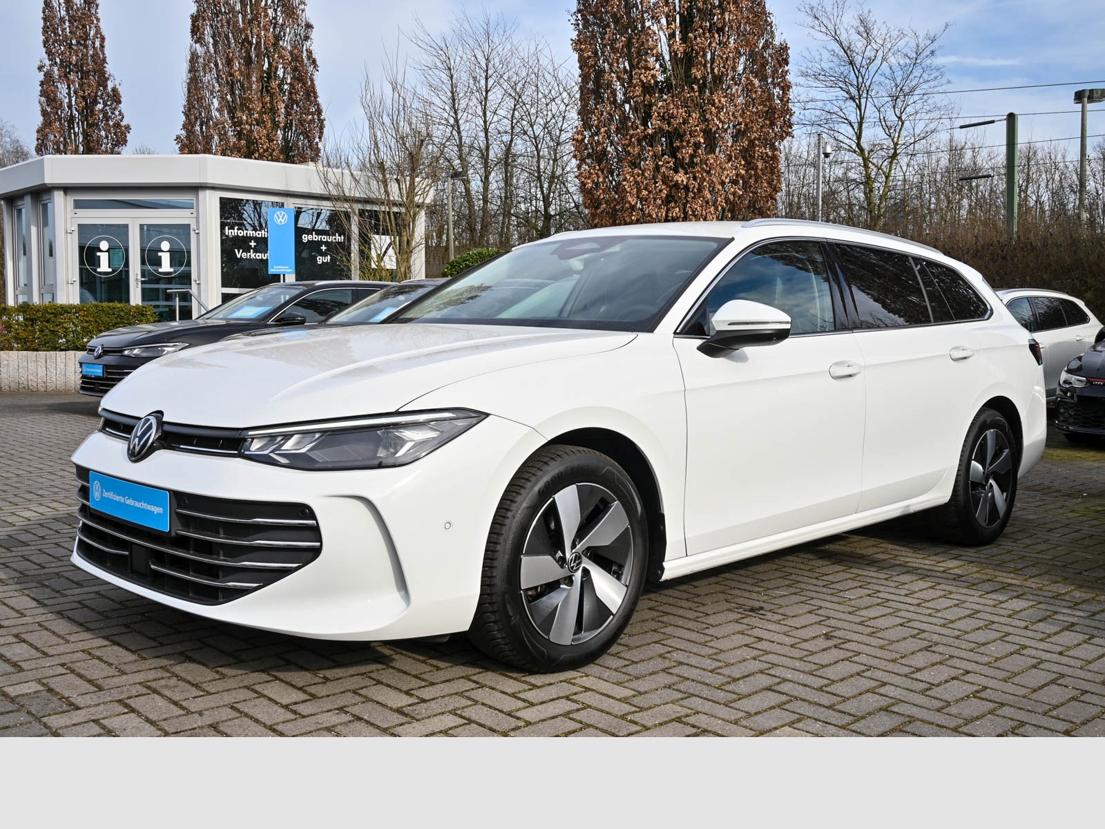 Passat Variant 2.0 TDI Business IQ 360 AHK LM17