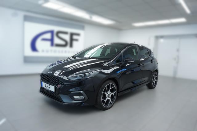 Ford Fiesta ST #- # # #Toter