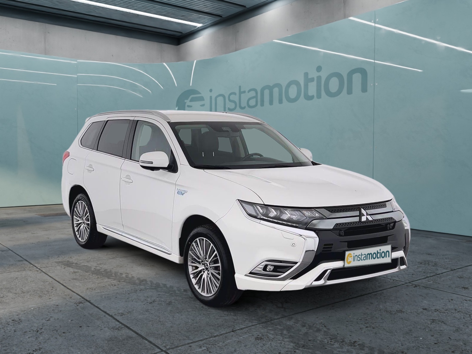 Outlander PHEV Plus 2.4*NAVI*RFK*SHZ*uvm