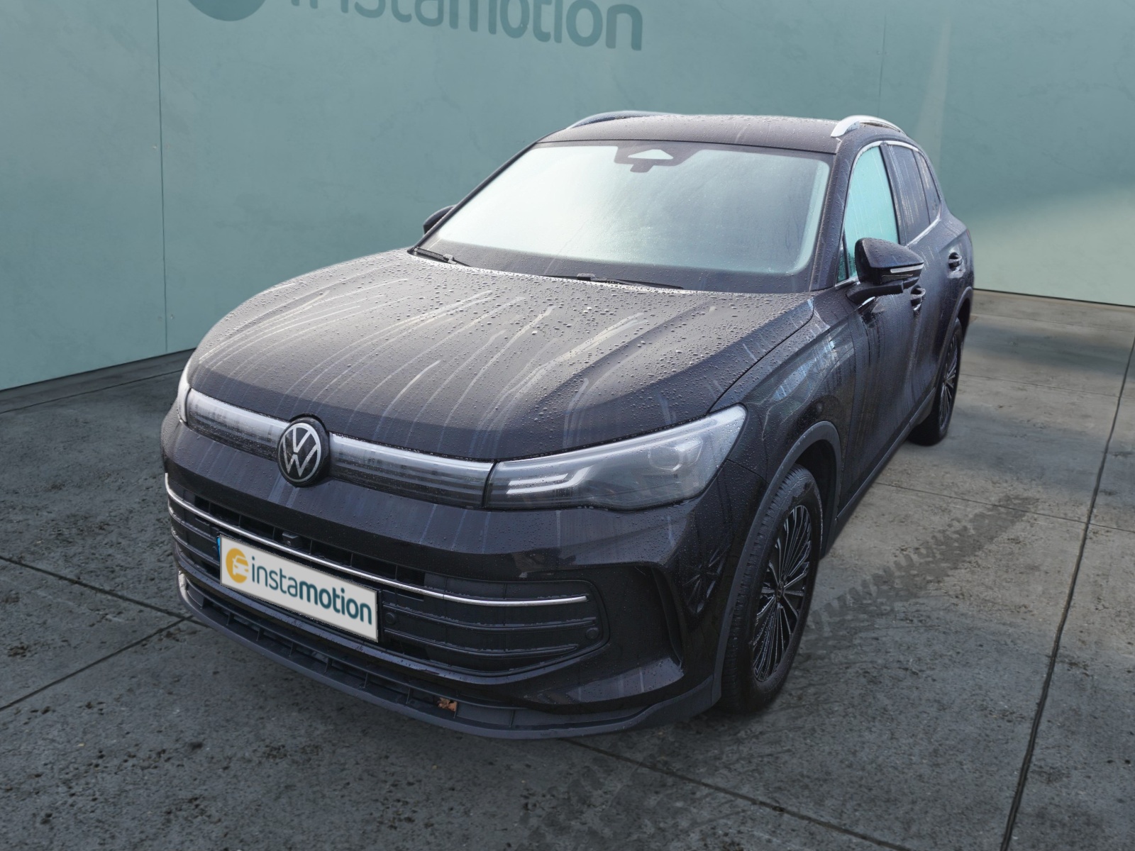 Tiguan Life 2.0 TDI DSG Navi AHK AreaView LED 