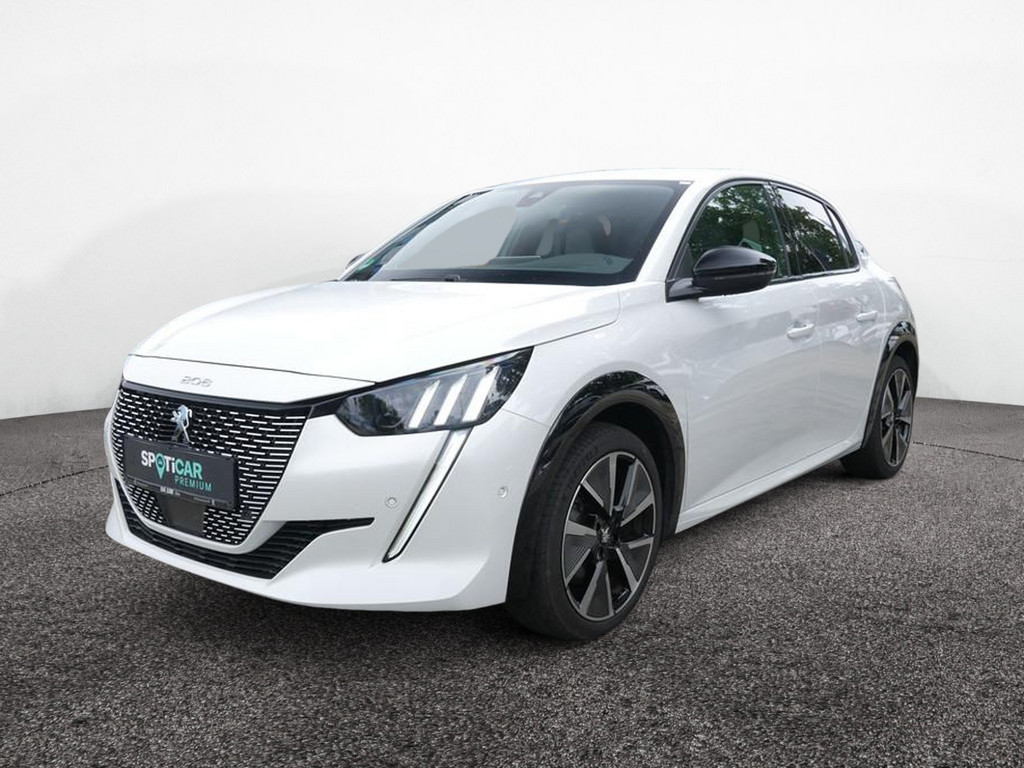 Peugeot e-208 GT 136