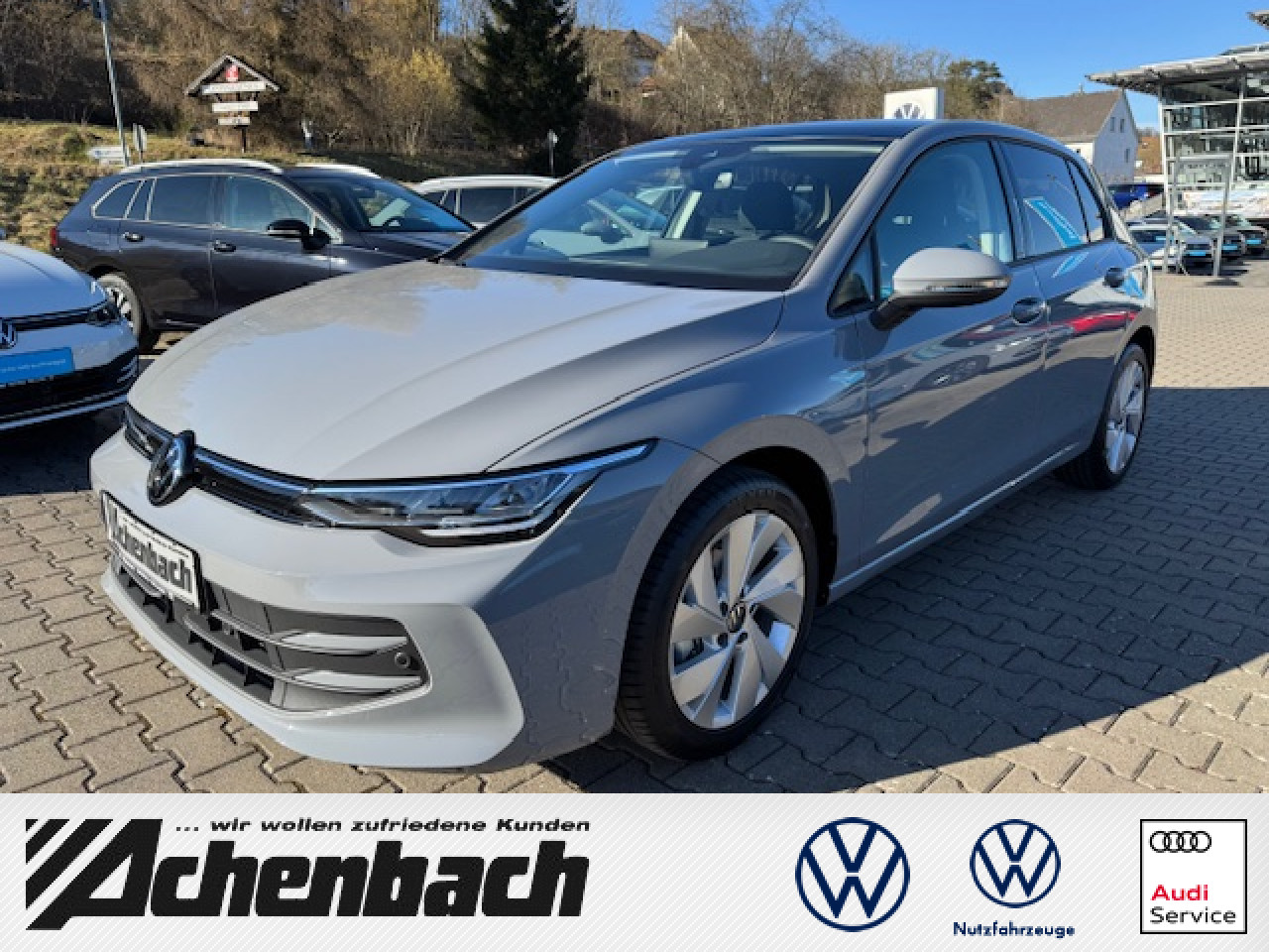 Golf VIII Life 1.5 TSI LED, AHK, Pano, ACC, Klima