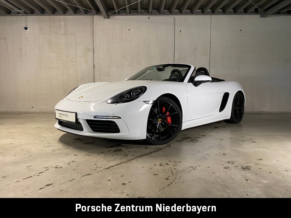Boxster (718) S | Sportabgasanlage | Navigation