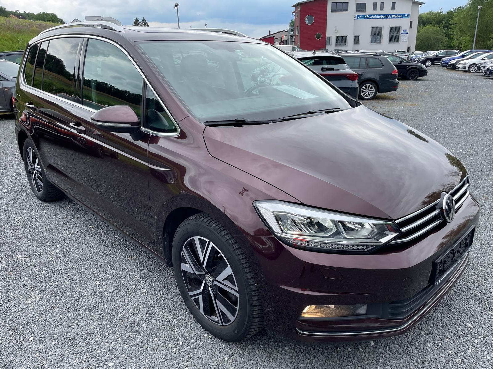 Touran 1.5 TSI *HIGHLINE*NAVI*SHZvo+hi*PDCvo+hi*ACC*PANO*AHK *SCHIEBEDACH*FRONT-ASSIST*LED*SPIEGEL-PAKET