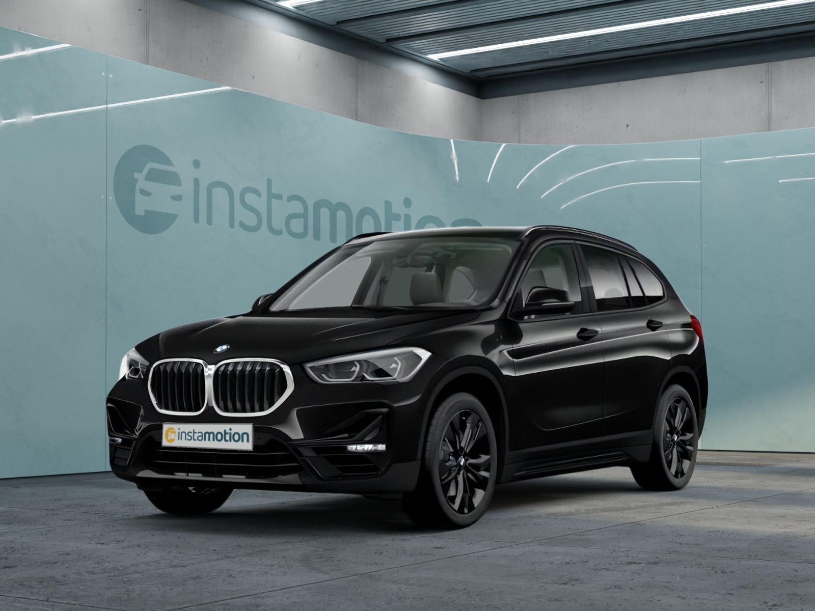 X1 sDrive18i Sport Line HUD Navi LED Kurvenlicht El. Heckklappe DAB
