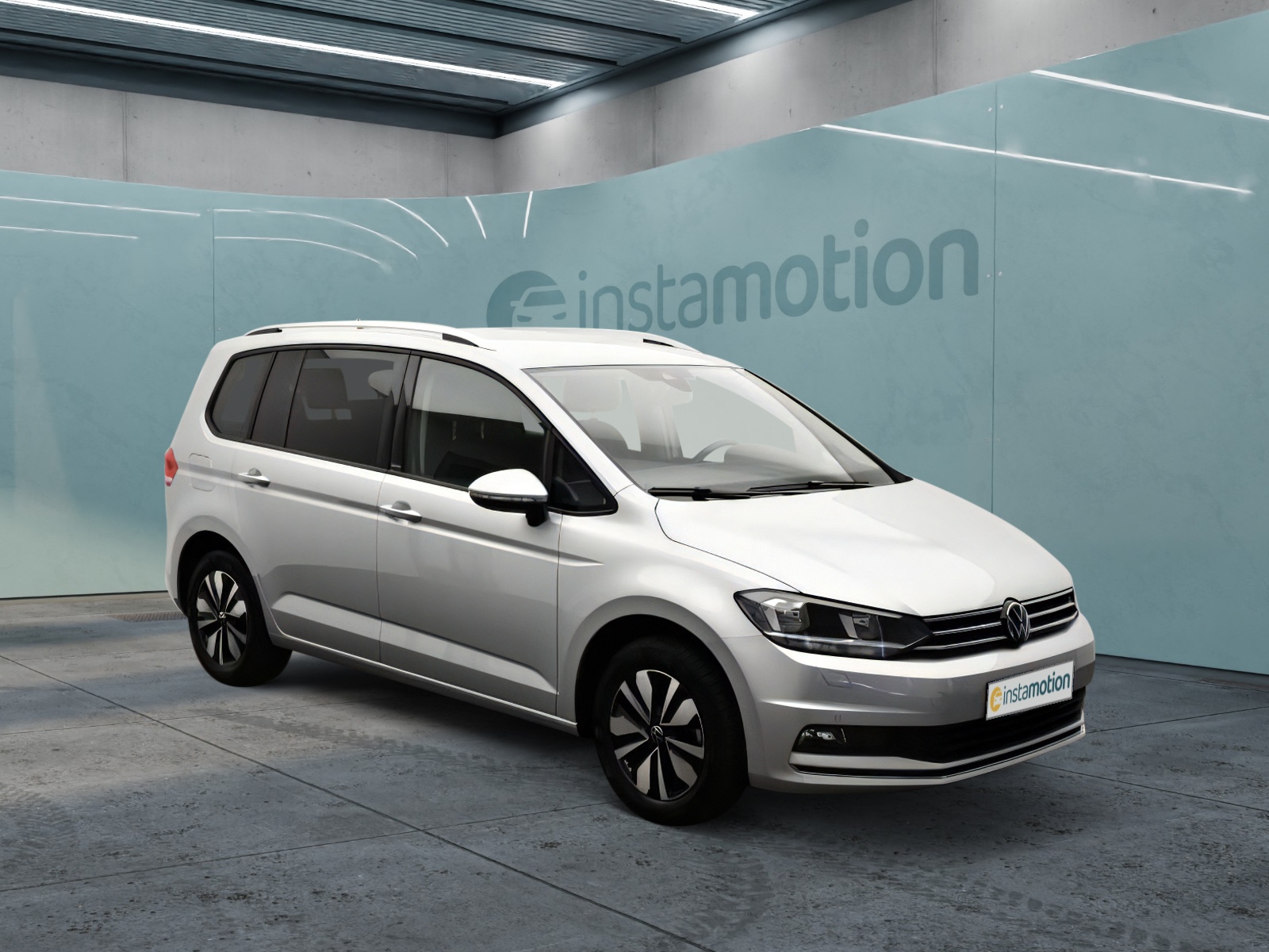 Volkswagen Touran 1.5 TSI Move Stand 7 Sitze