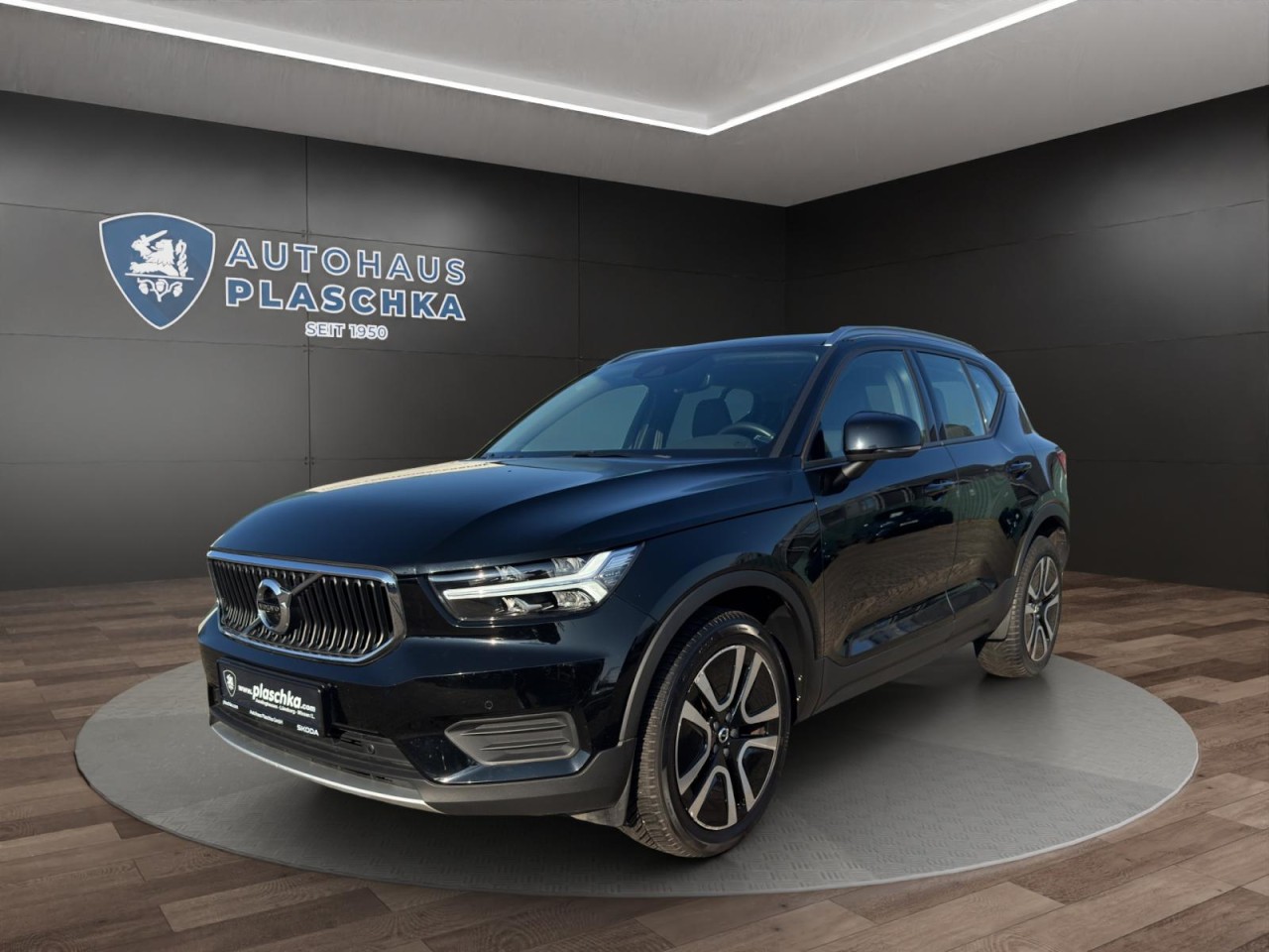 XC40 2.0 Momentum Pro 2WD LED*NAVI*PDC Klima