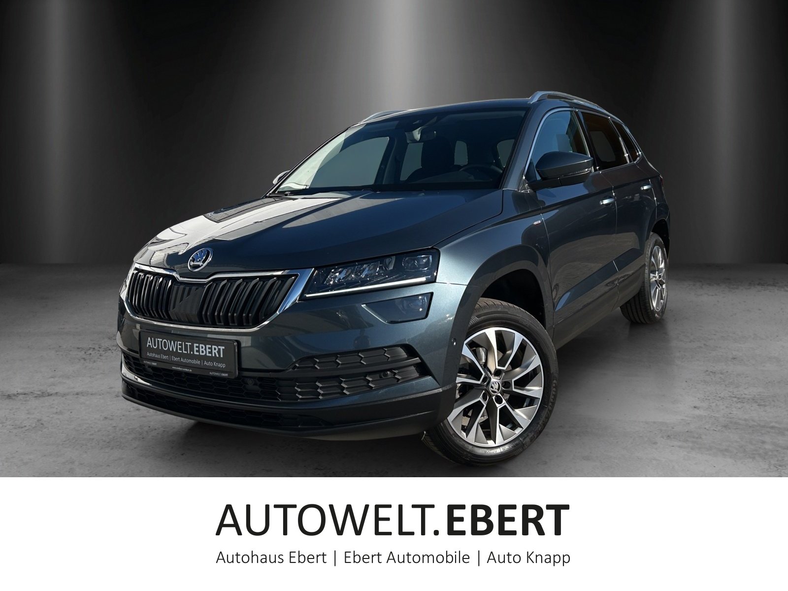 Skoda Karoq 1.5 TSI LANE SIDE