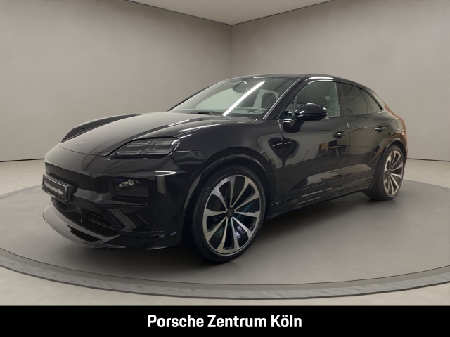 Porsche Macan Turbo Electric Surround-View