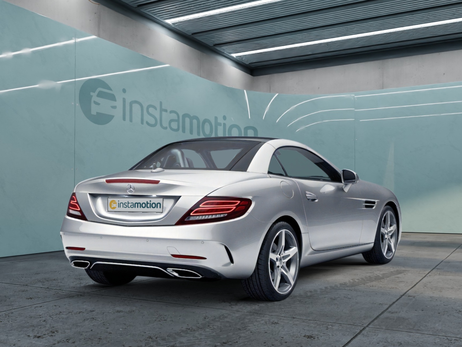 Mercedes-Benz SLC 300 AMG MAGIC SKY AMBI