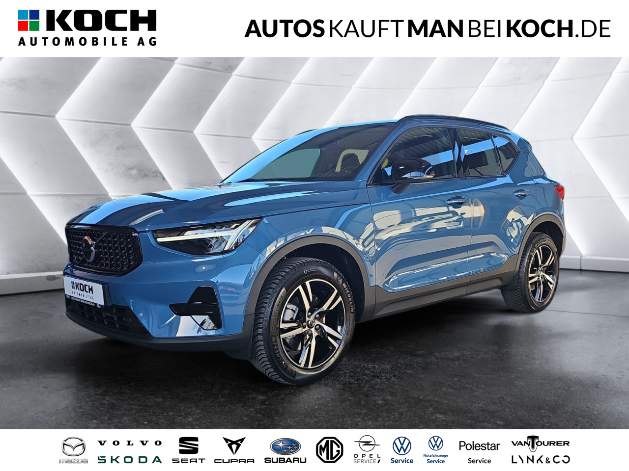 XC40 B4 Mild-Hybrid Benzin Plus Dark