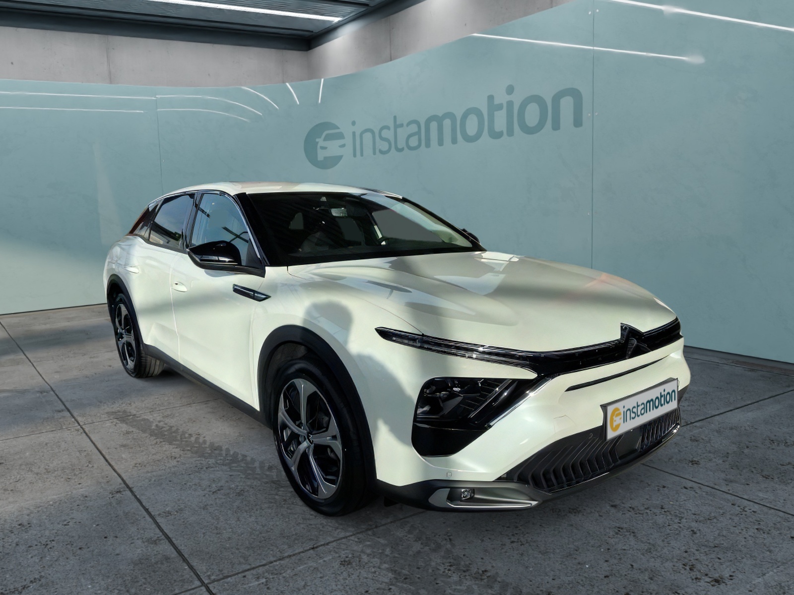 C5X Plug-In-Hybrid 225 e-EAT8 Feel Pack SHZ Drive-Assist-Paket HUD Navi digitales Cockpit