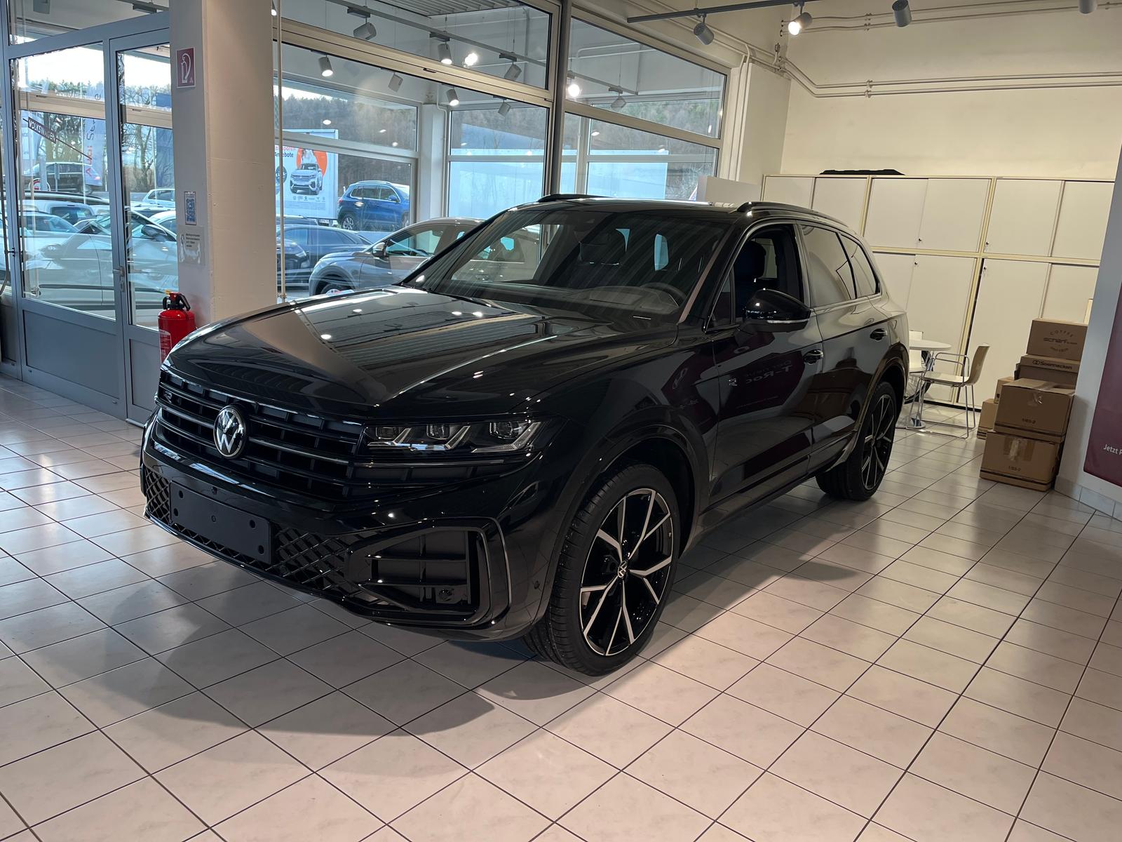Touareg 3.0 V6 TDI 4-Motion R-Line 5 J.-GARANTIE+ACC+KAMERA+HUD+PANO+LUFTFEDERUNG+STANDHEIZUNG