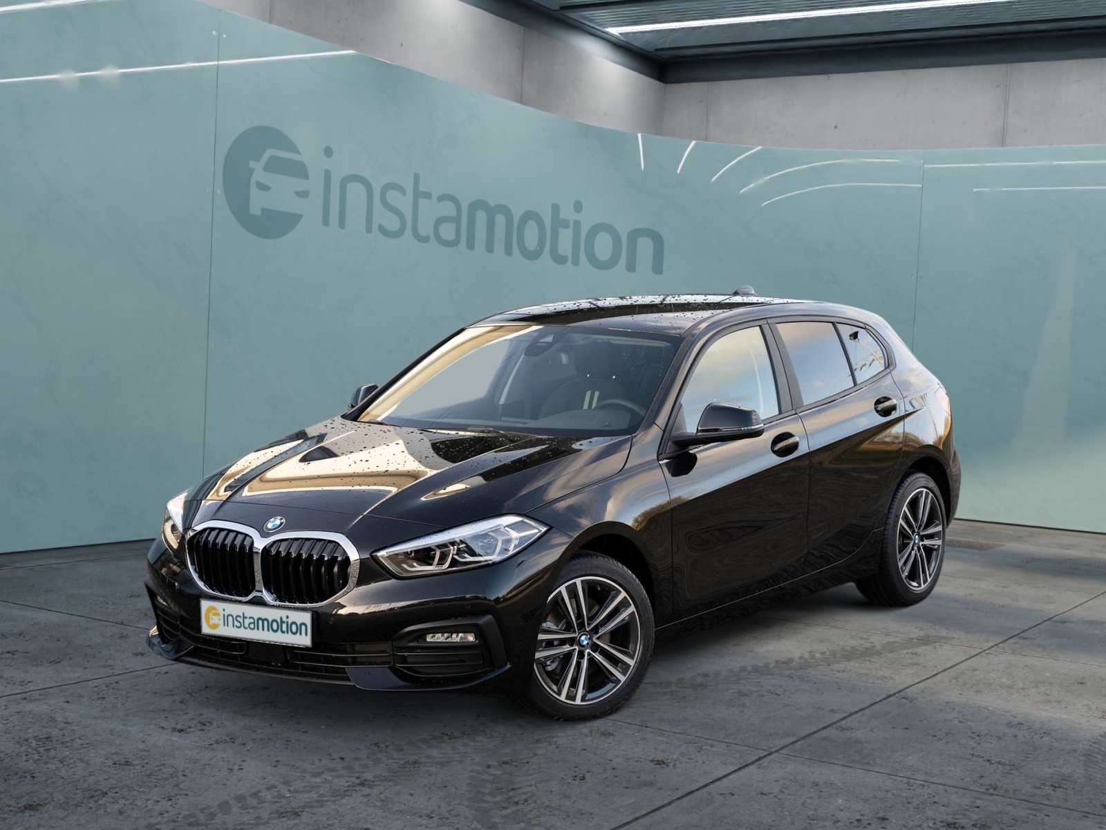 118i Aut. Advantage. 17 Zoll. Anhängerkupplung. Premium Paket. Navi