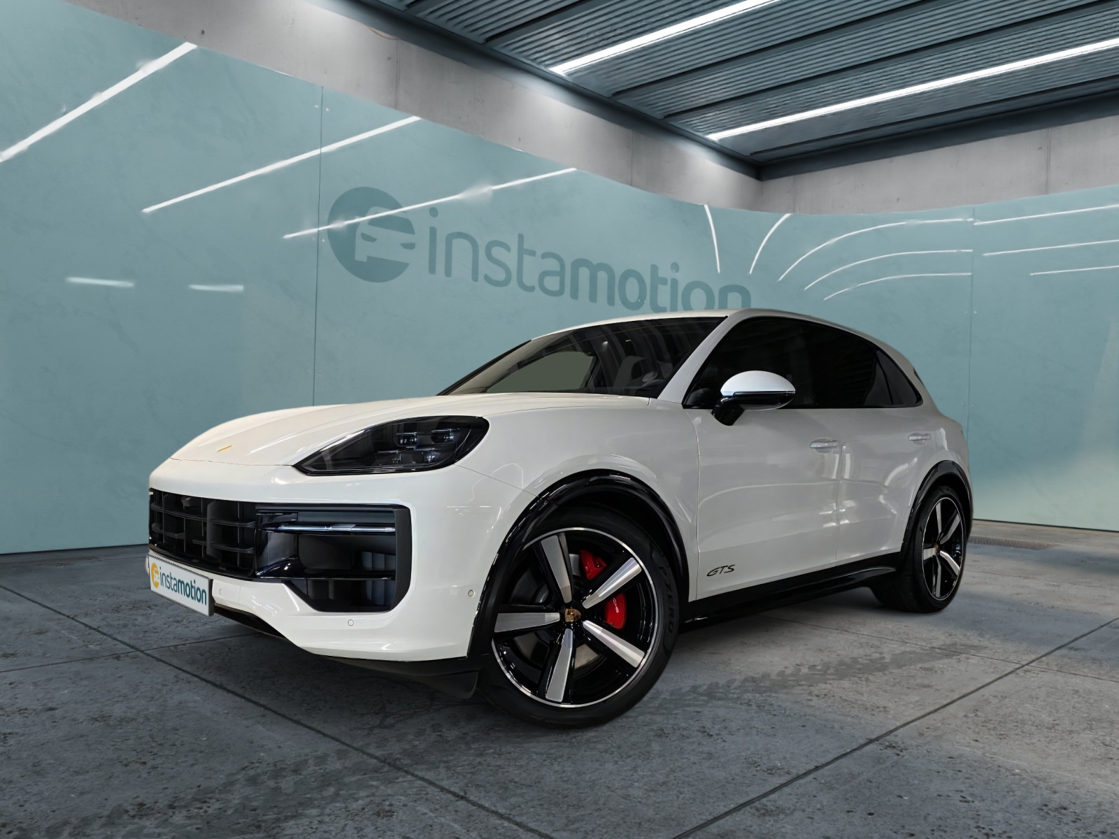 Porsche Cayenne GTS | | | |