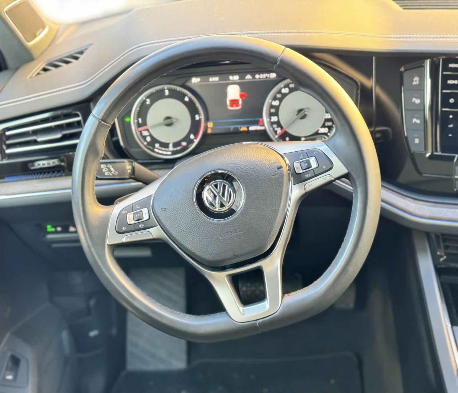 Volkswagen Touareg 3.0 Atmosphere V6 TDI