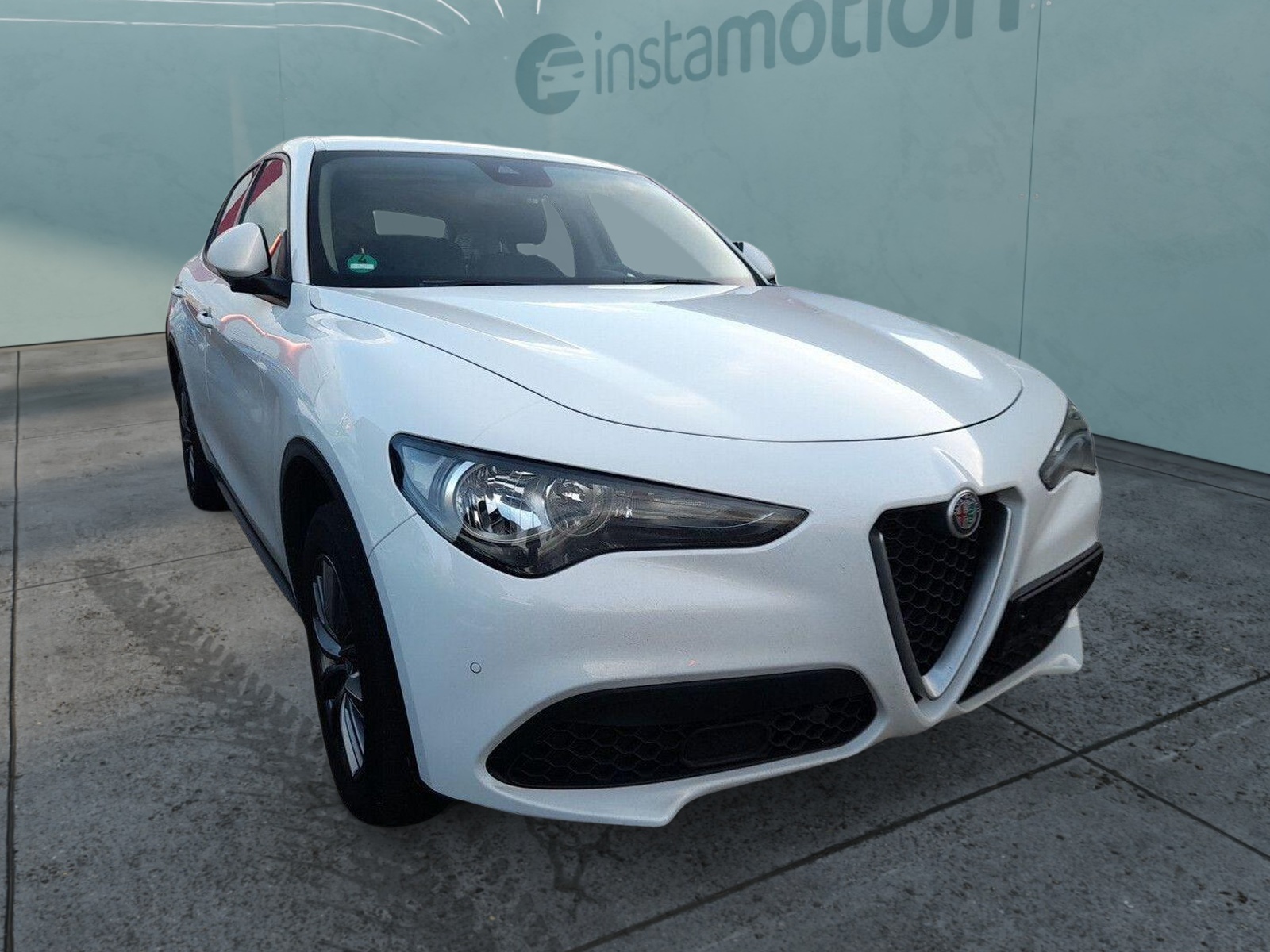 Stelvio 2.0 Turbo 200 Q4 Nav elHK Kam Memory 18Z