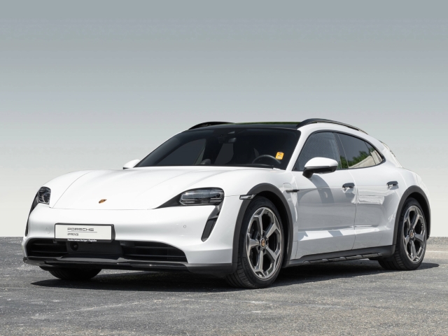 Taycan 4 Cross Turismo Sport Chrono Paket Pano