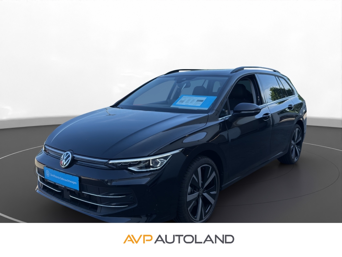 Golf VIII Variant 1.5 eTSI DSG Style | PANO |