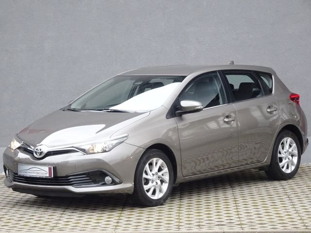 Toyota Auris 1.6 L R 16" Service neu
