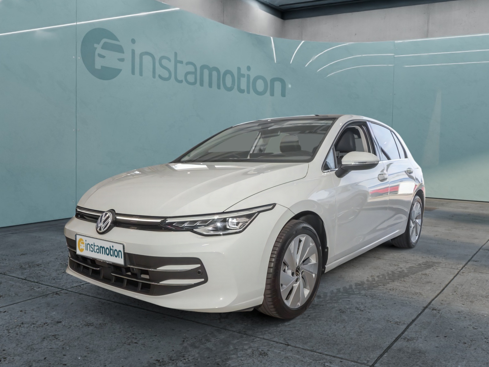 Volkswagen Golf eTSI Style IDA