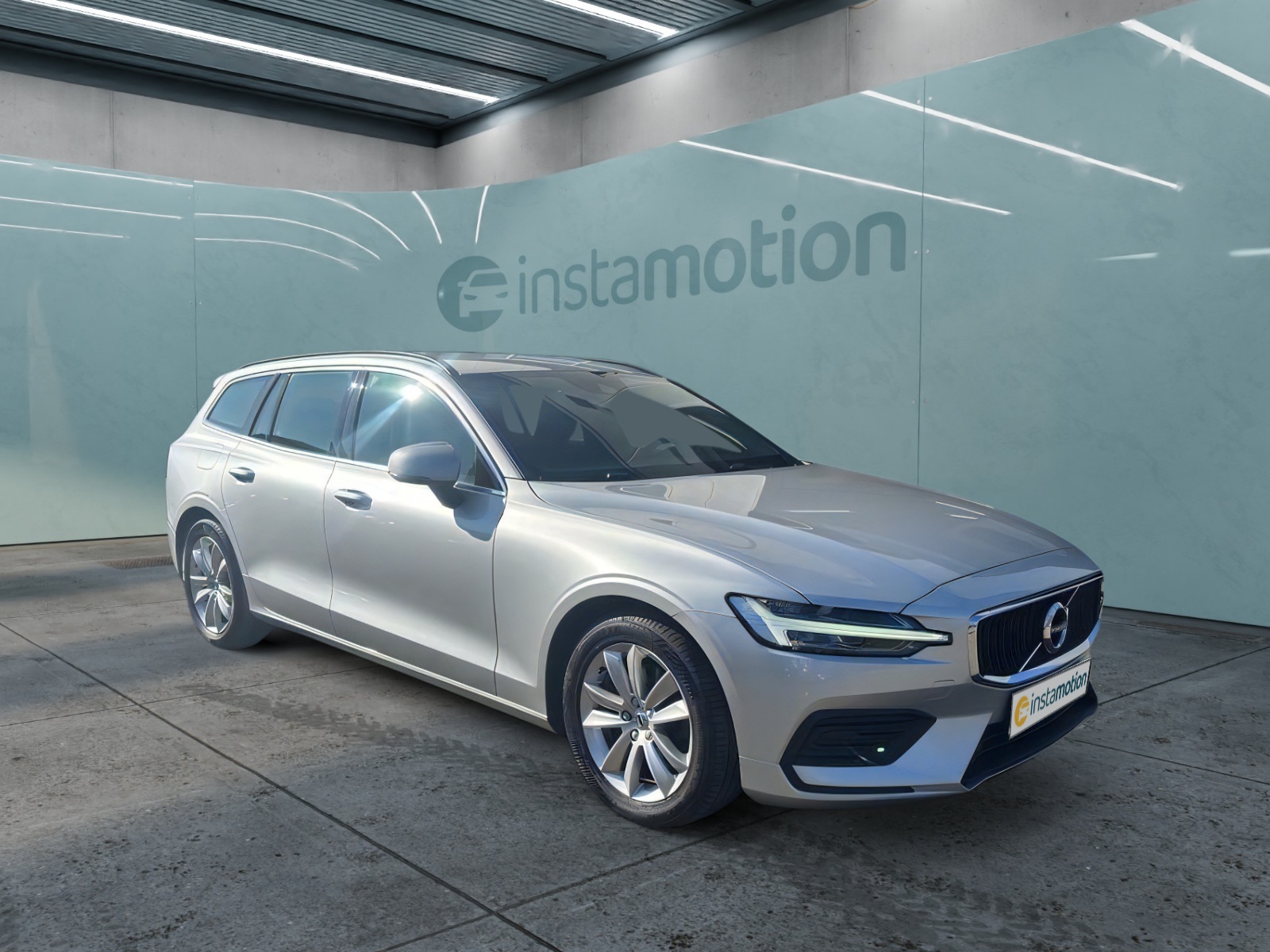 Volvo V60 B3 B Momentum Pro