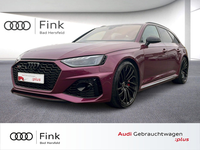 Audi RS4 Avant Essentials Paket