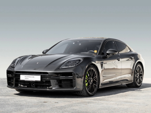 Porsche Panamera Turbo E-Hybrid SportDesign