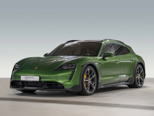 Taycan Turbo S Cross Turismo Burmester HeadUp