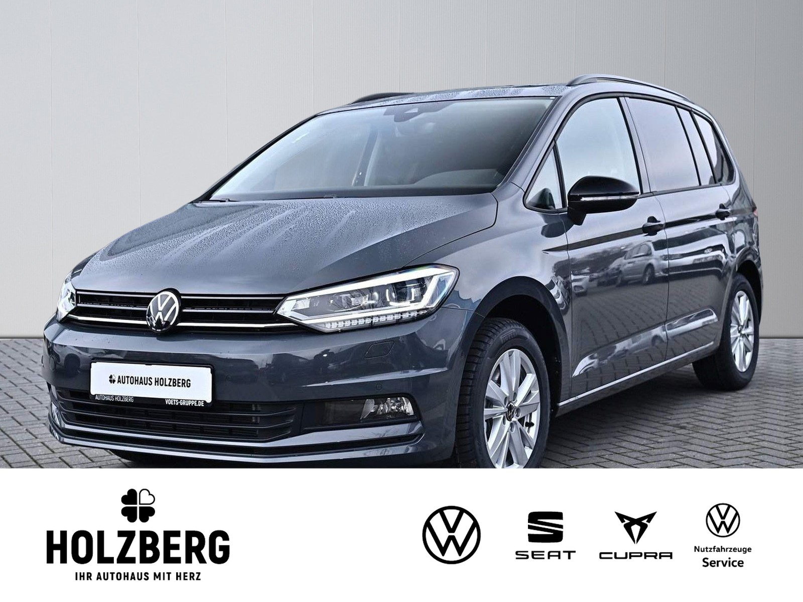 Touran 1.5 TSI DSG Highline 7STZ+AHK+KAMERA+PANO