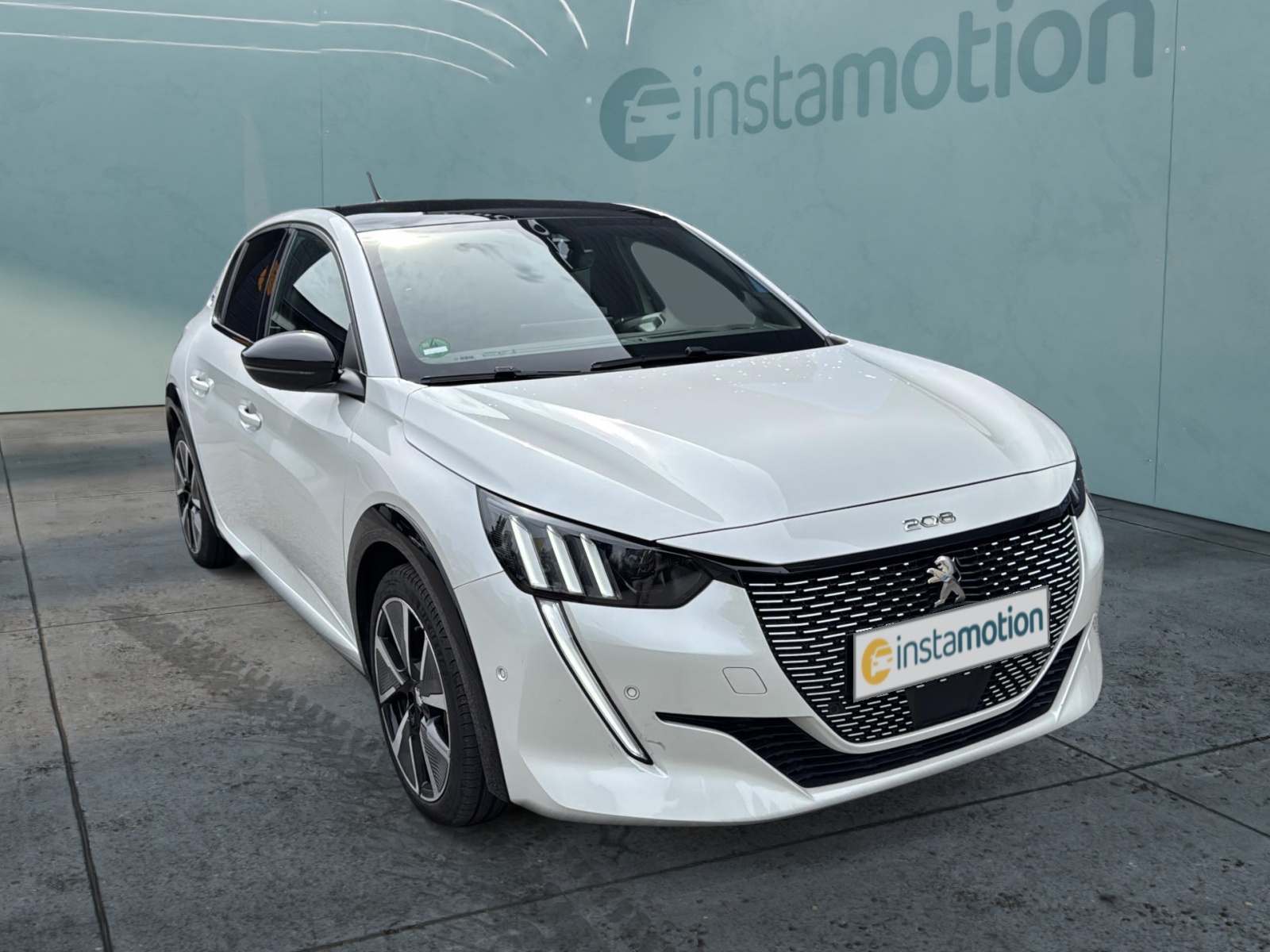 208 e- GT Bluetooth Navi LED Klima Einparkhilfe