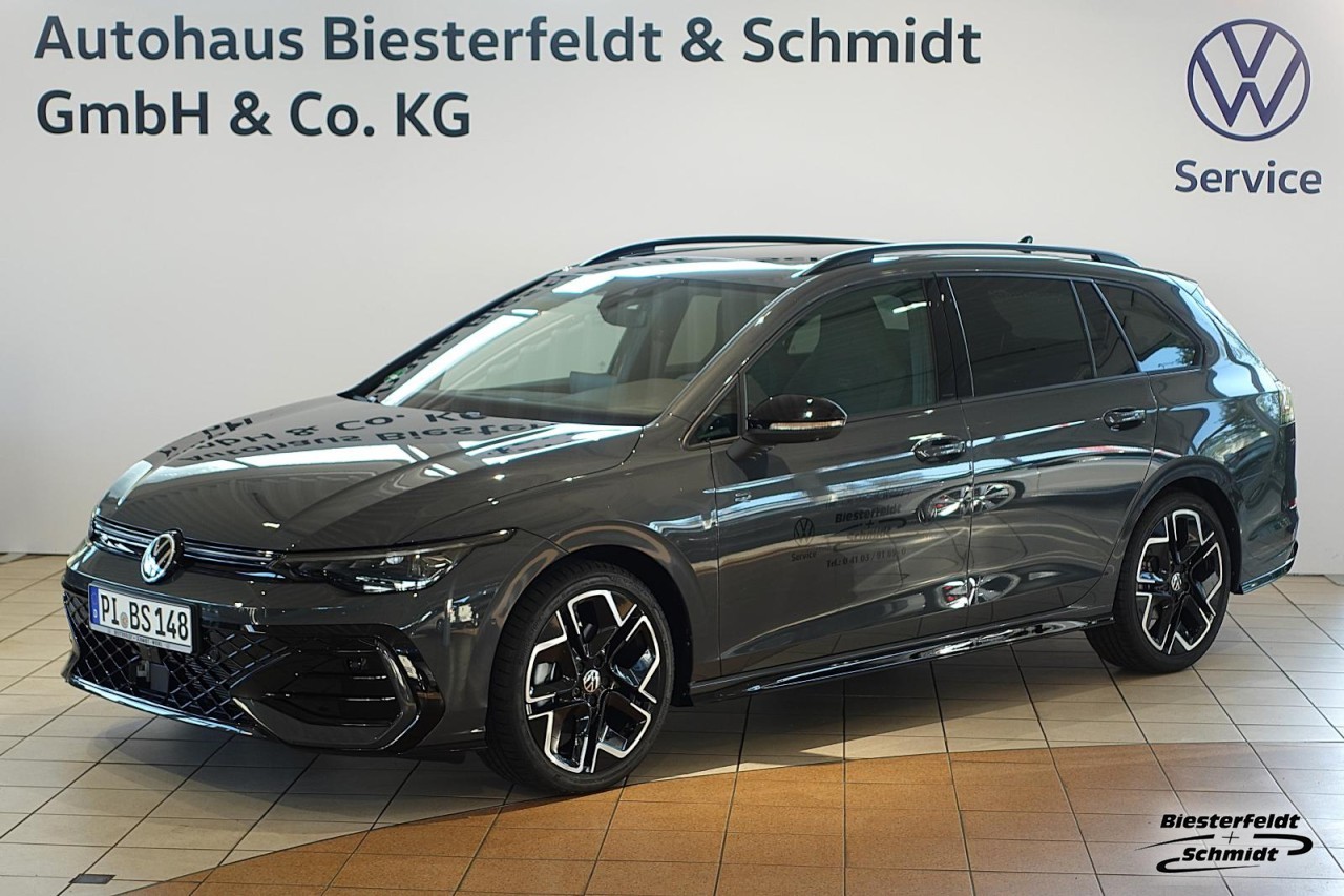 Golf Variant R-Line 2,0TDI DSG AHK LED Pano RFK